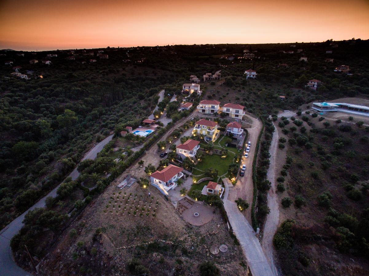 Kotroni Villas ฟีนีคุนตา ภายนอก รูปภาพ